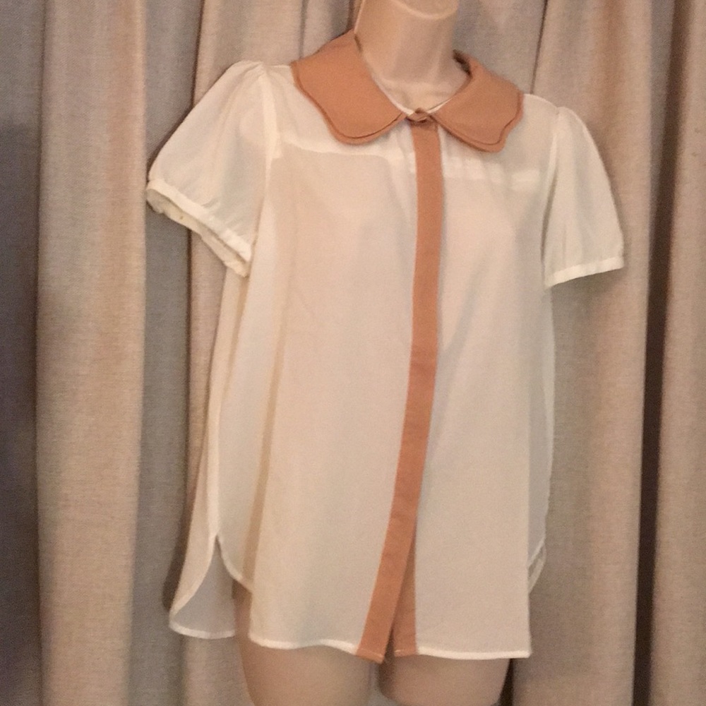 Beautiful brand new blouse double Peter Pan collar
